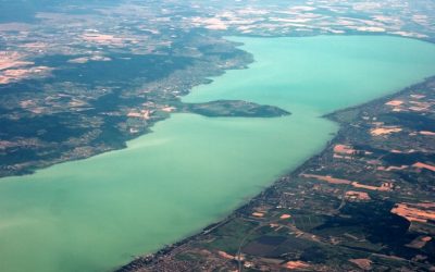A Balatonpart közterületei partvédő műveinek és közvetlen háttérterületeinek rendezésére vonatkozó környezeti hatásvizsgálati eljárás